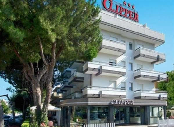 Hotel Clipper Giulianova Exteriör bild